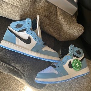 Jordan 1 Retro High OG University Blue
